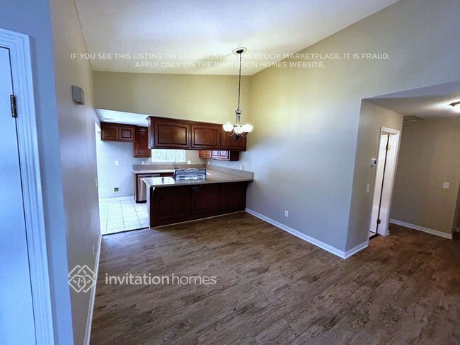 Foto del edificio - 12771 Tehama Cir