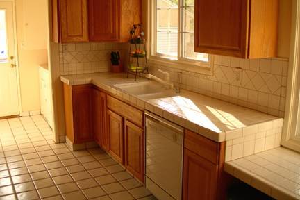 Building Photo - 3672 Hackett Ave