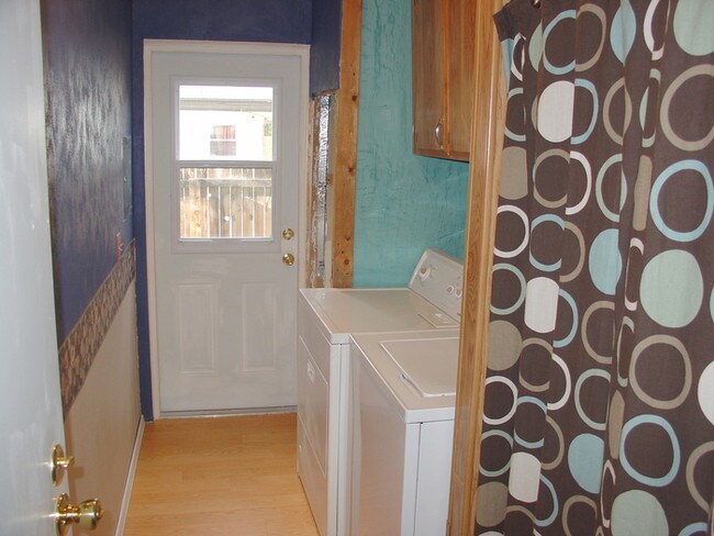 Foto del edificio - 7216 Turtledove Ln NE