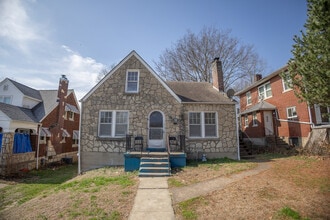 Building Photo - 1214 E Dunklin St