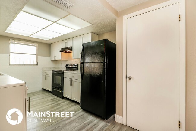 Foto del edificio - 2105 Sugarbush Dr