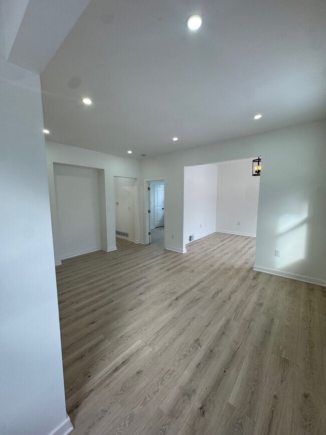 Foto del edificio - 3457 N 2nd St