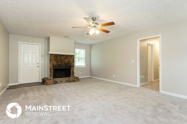 Building Photo - 5819 S Quail Dr