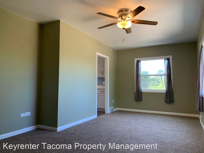Foto del edificio - 3 br, 1.5 bath House - 1314 E 66TH ST