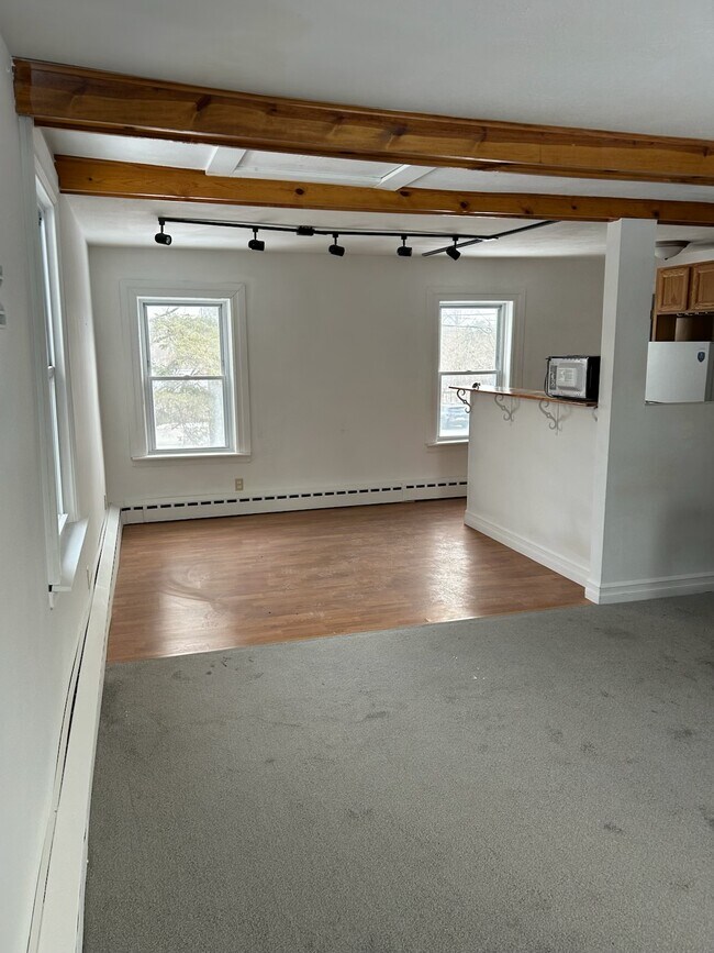 Fotografía del edificio - 1921 N James St