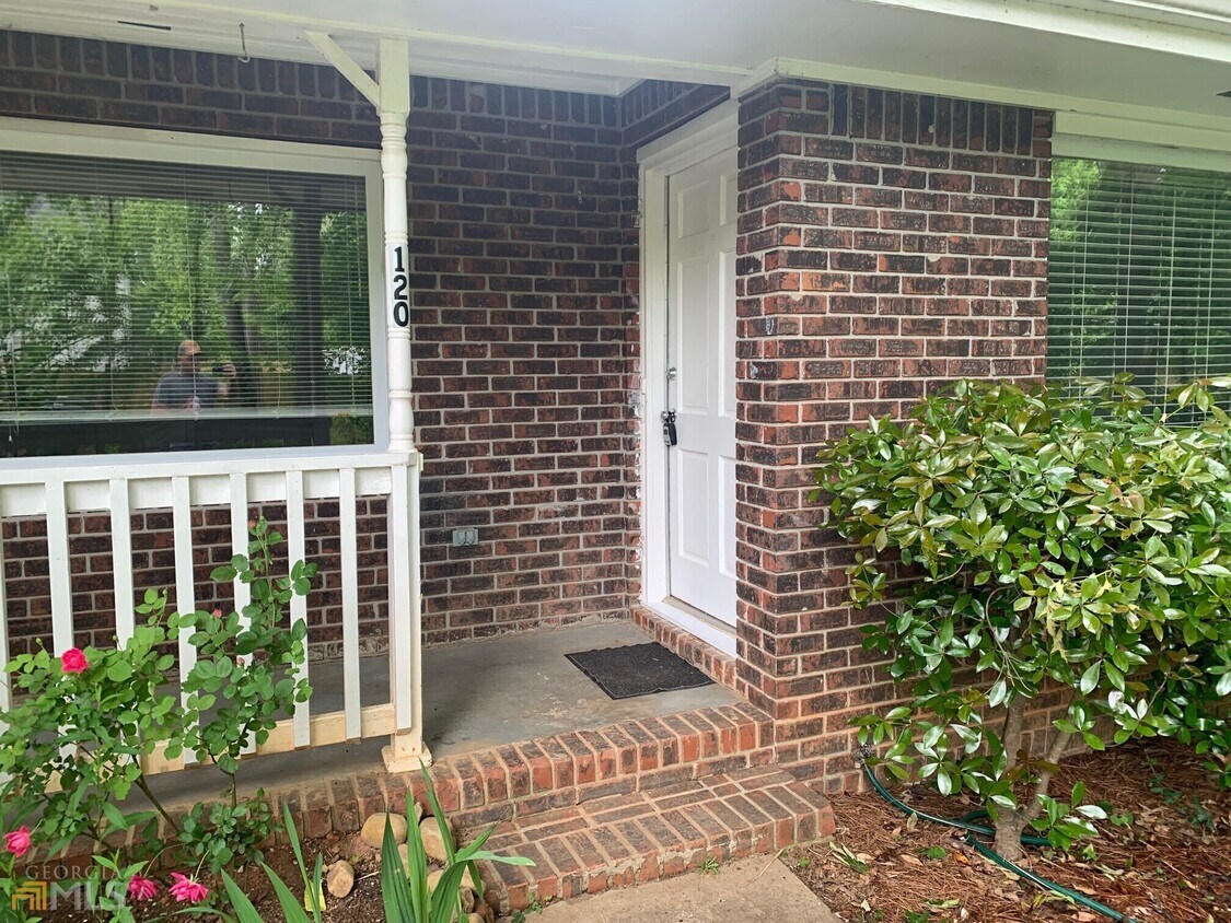 Foto principal - 120 Mitchell St