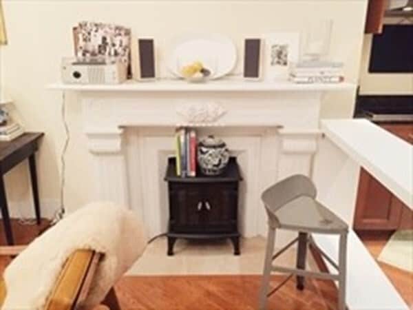 Primary Photo - 556 Columbus Ave