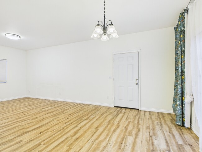 Foto del edificio - 835 Marquette Loop