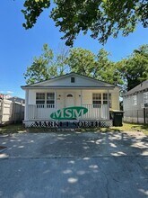 Building Photo - 3508 Haslam Ave