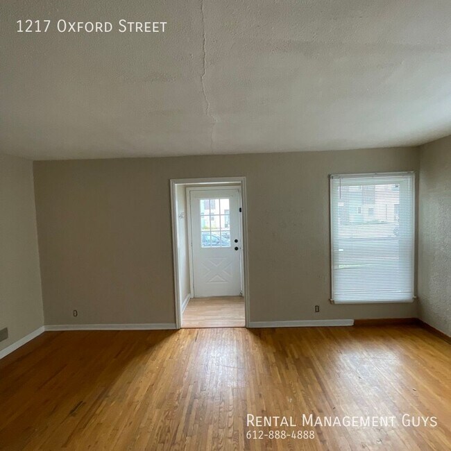 Foto del edificio - 1217/1219 Oxford Drive