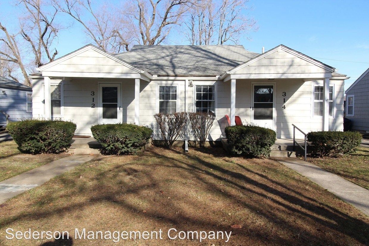 312 E 27th Ave, North Kansas City, MO 64116 Room for Rent in North