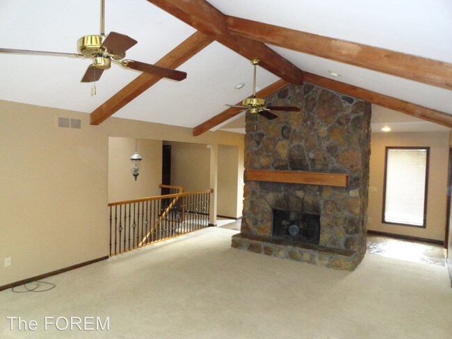 Building Photo - 5 br, 3 bath House - 1811 Greystone Court