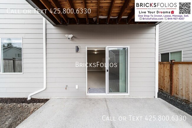 Building Photo - Cozy Elegance: Spacious 2-Bedroom Basement...