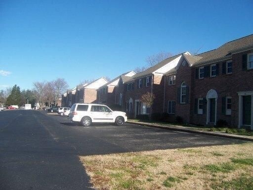 Foto del edificio - 461 Bramblewood Ln