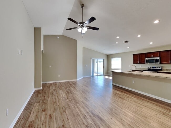 Foto del edificio - 938 Blue Tide Ln