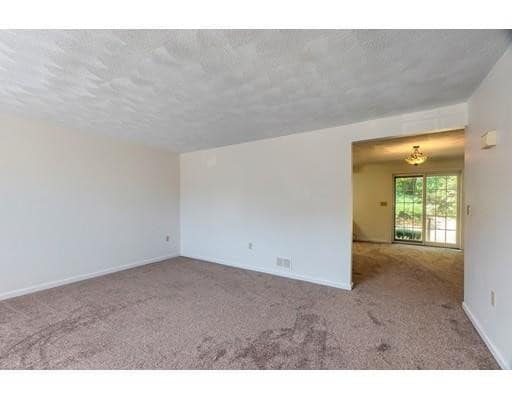 Building Photo - 34 Lowell Rd