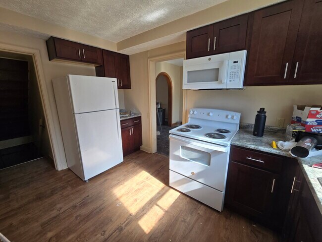 Foto del edificio - 459 W 3rd St