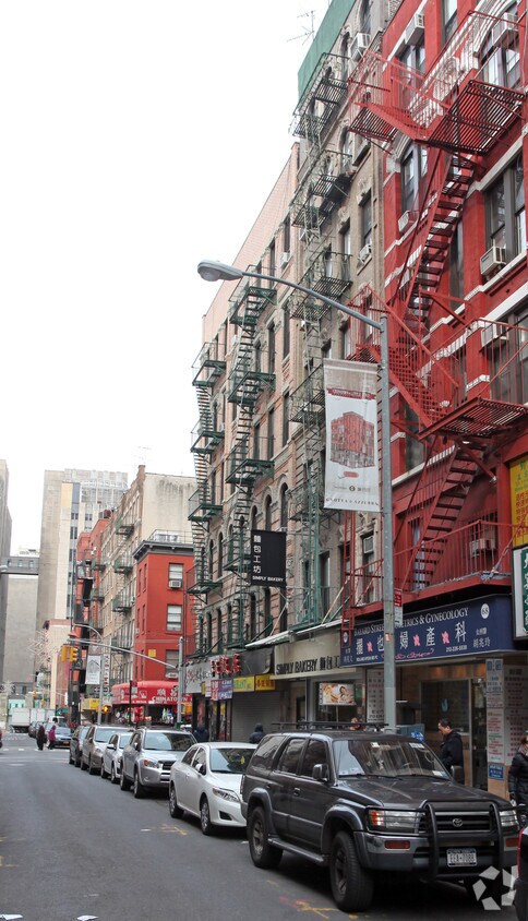52-56 Mott ¡St - 52-56 Mott St
