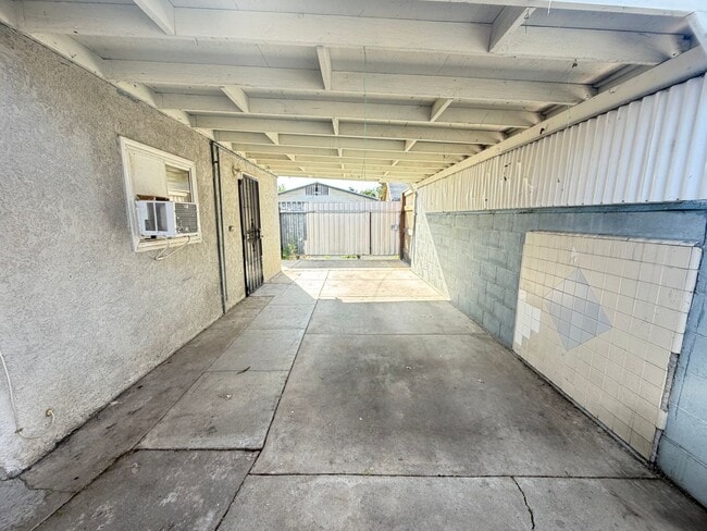 Building Photo - 8563rd