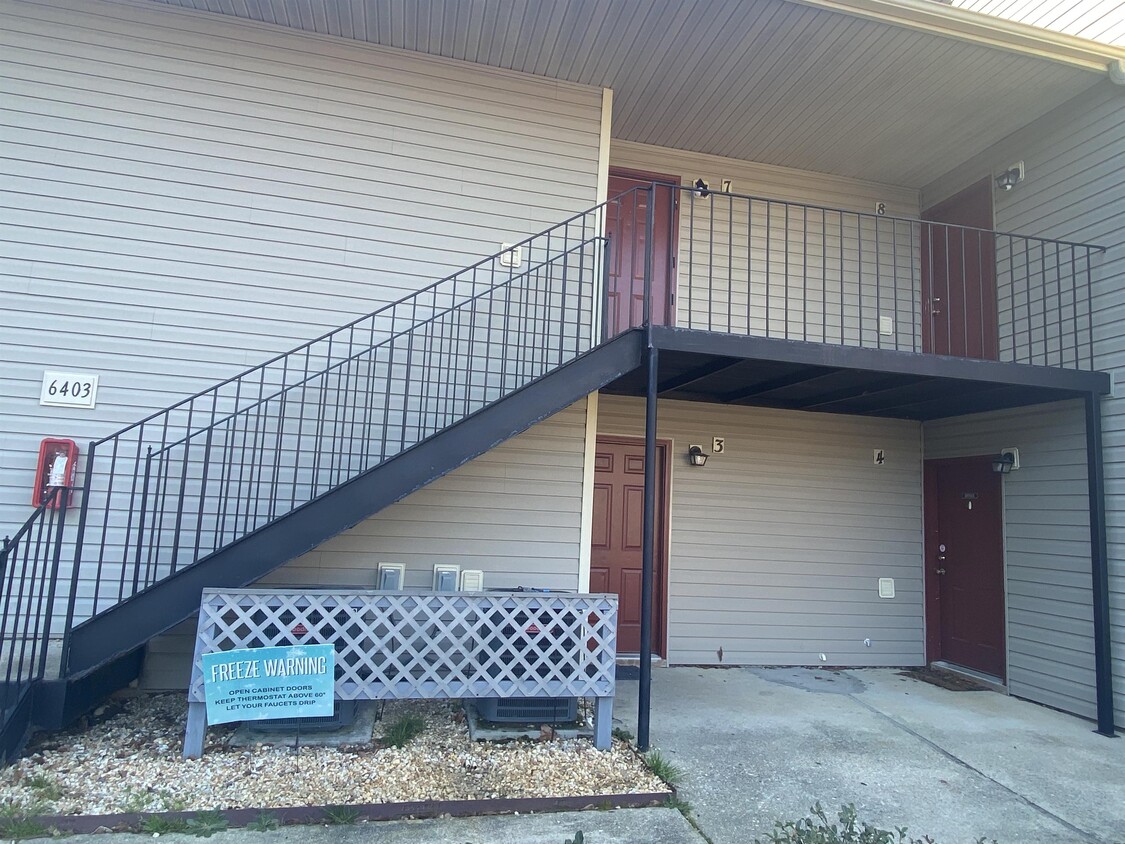 Primary Photo - 6403 Starbrook Dr