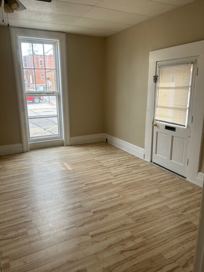 Foto del edificio - 46 S Monroe St