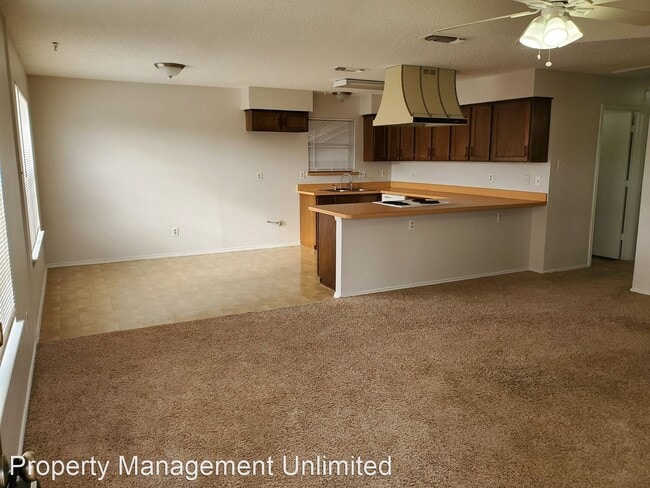 Building Photo - 2 br, 2 bath House - 306 Shady Valley Dr