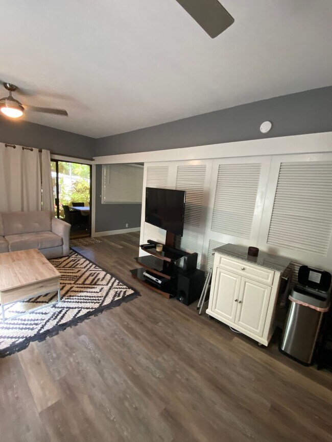 Building Photo - Pohailani Two Bedroom