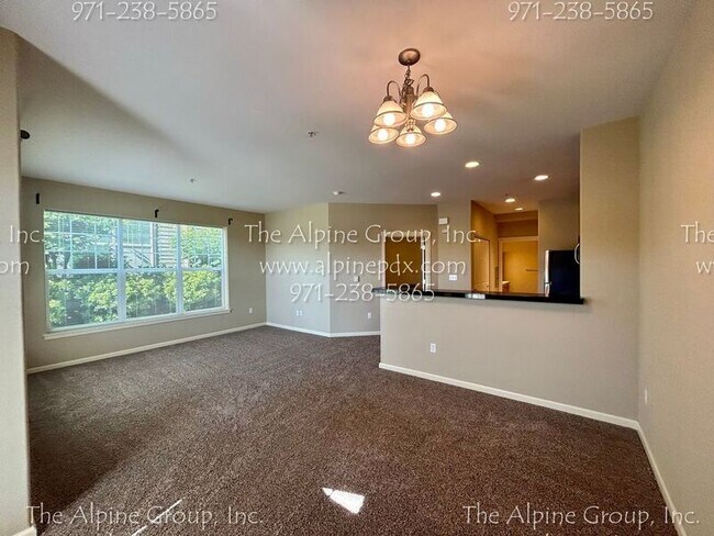Building Photo - 1020 SW 170th Ave