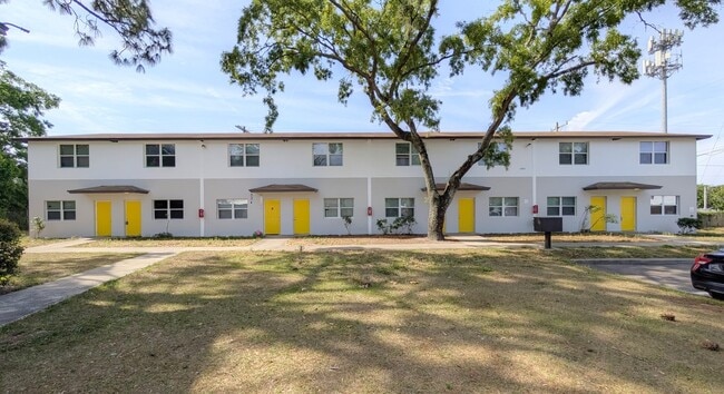 Building Photo - Yellow Pine Homes
