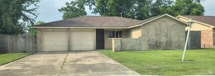 Building Photo - 3906 Oakside Dr
