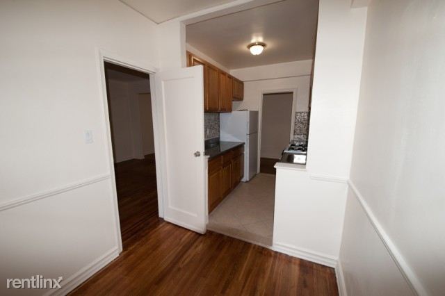 Foto del edificio - 3545 82nd St
