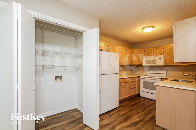 Foto del edificio - 123 Mills Valley Dr