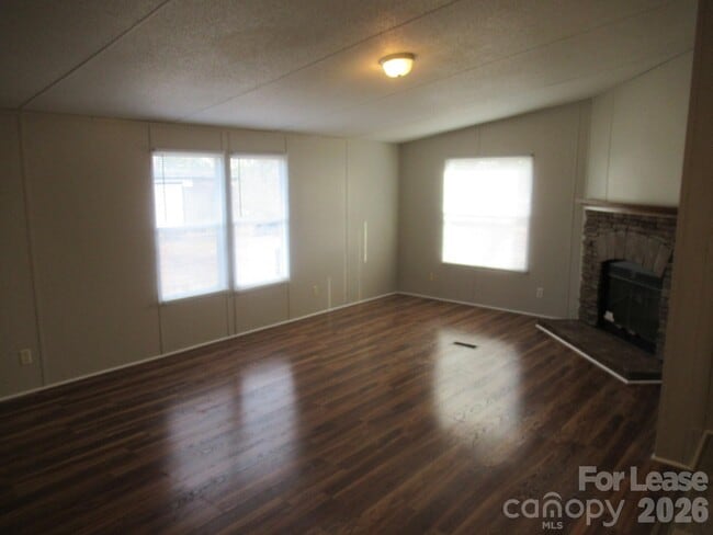 Building Photo - 1157 Birkdale Ln