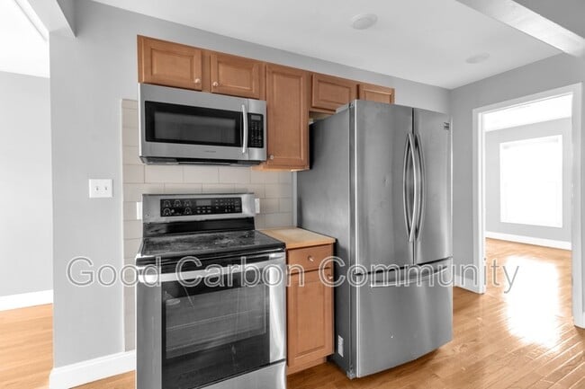 Foto del edificio - 84 Crane St