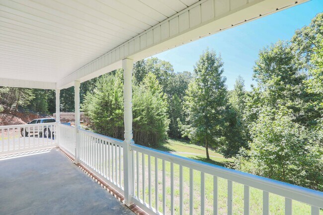 Foto del edificio - 7550 Owl Hollow Trail