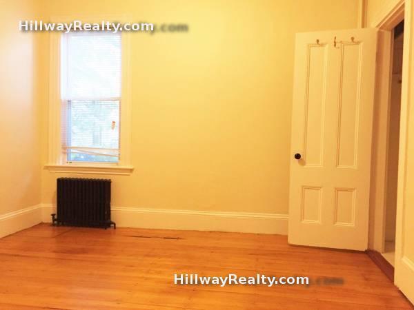 Building Photo - 51 Custer St