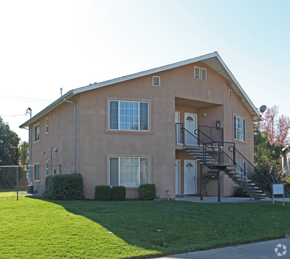 Building Photo - 10320 Birmingham Way