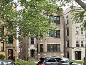 Building Photo - 2619 W Greenleaf Ave