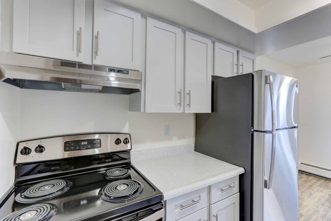 Interior Photo - Heritage Apartments
