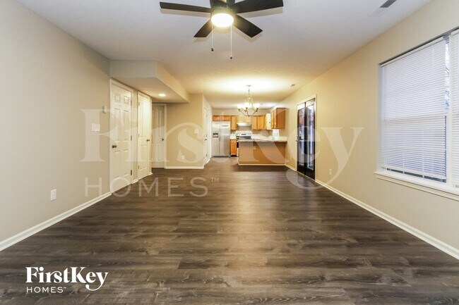 Foto del edificio - 540 Garden Grace Dr
