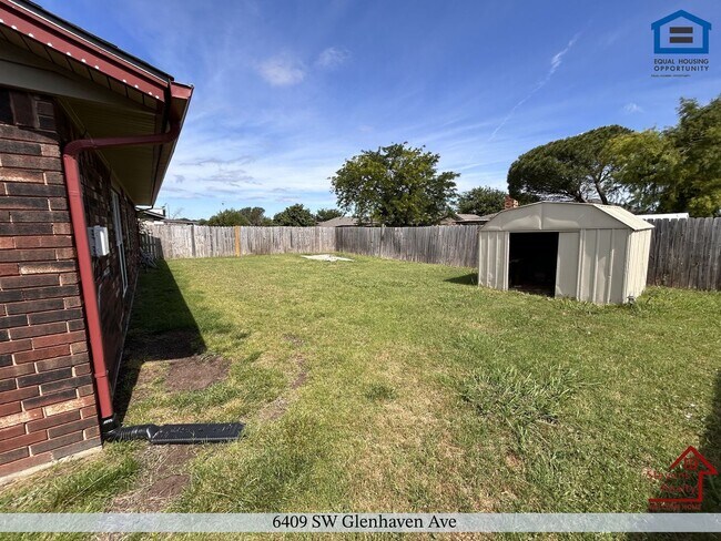 Foto del edificio - 6409 SW Glenhaven Ave