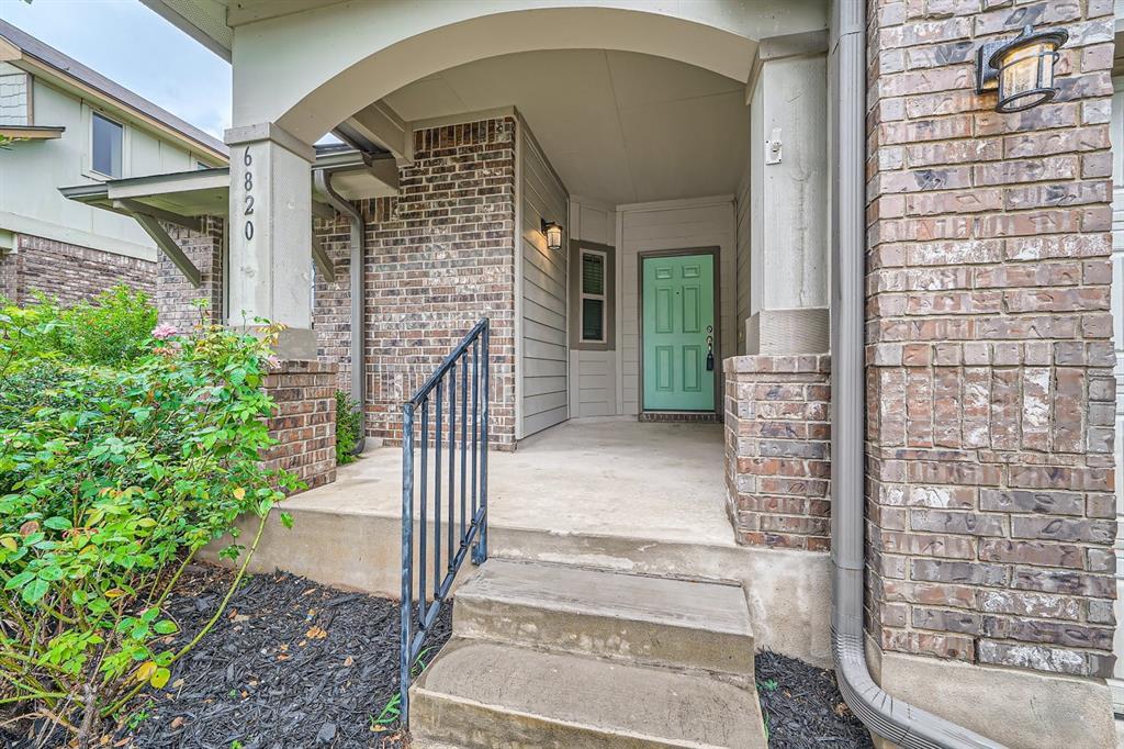 Foto principal - 6820 Bay City Bend