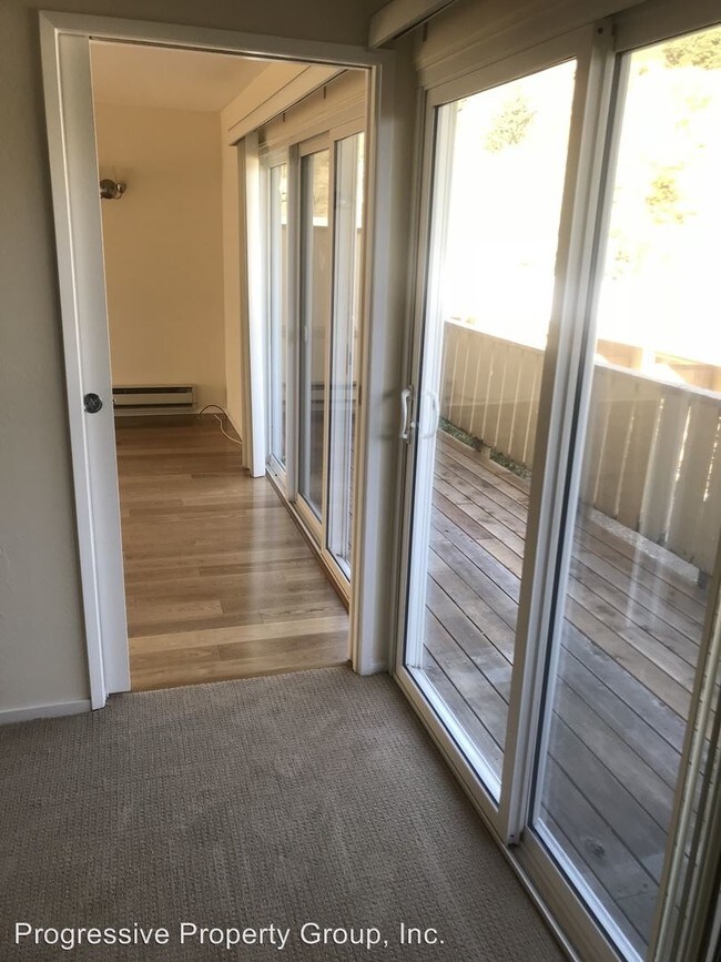 Foto del edificio - 100 Sycamore Ave