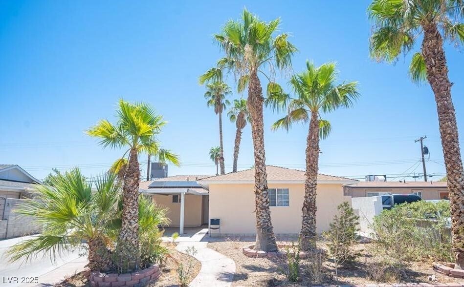 Foto principal - 6325 Lawton Ave