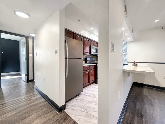 Foto del edificio - 2650 Birney Pl SE