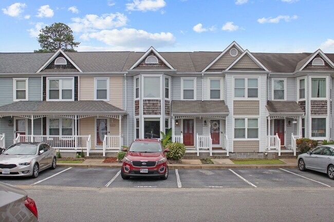 Building Photo - 1204 Palmerton Dr