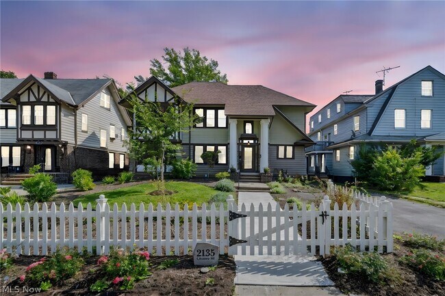 Foto del edificio - 2135 Coventry Rd