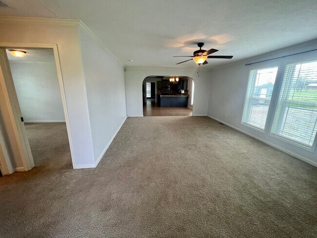 Foto del edificio - Beautiful 3Br 2Ba Mini Farm, Minutes Outsi...