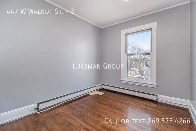 Foto del edificio - 447 W Walnut St
