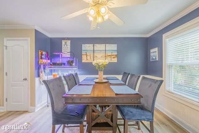 Foto del edificio - 3 br, 2 bath House - 551 R Edgewood Drive